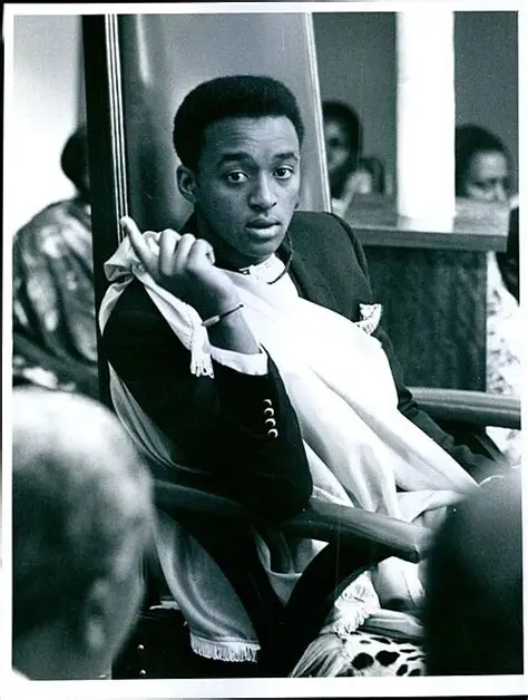  King Patrick David Matthew Kaboyo Olimi III.